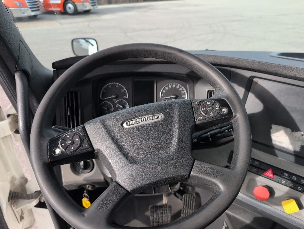 Day Cab Tractor-Heavy Duty Tractors-Freightliner-2019-T12664ST-San Antonio-TX-357,097\n\t\tmiles-$ 46,750 - Image 11