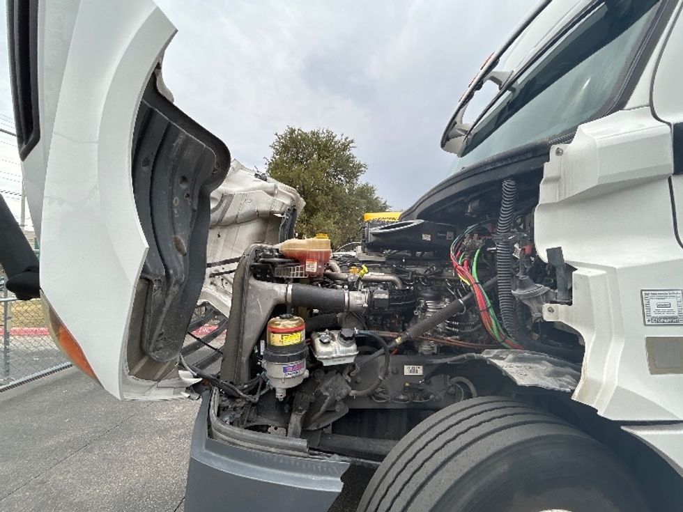 Day Cab Tractor-Heavy Duty Tractors-Freightliner-2019-T12664ST-San Antonio-TX-368,543\n\t\tmiles-$ 51,250 - Image 16
