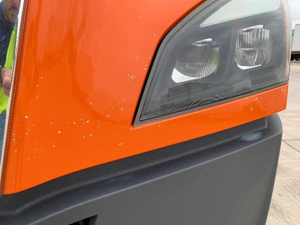 Day Cab Tractor-Heavy Duty Tractors-Freightliner-2019-T12664ST-San Antonio-TX-525,900\n\t\tmiles-$ 42,750 - Image 16