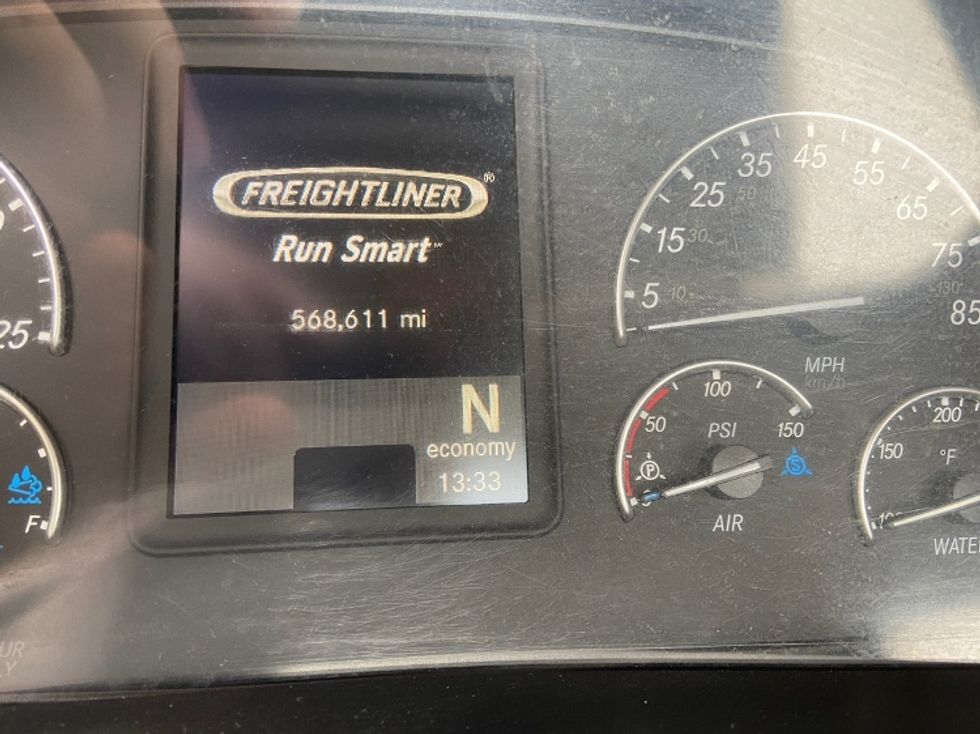 Day Cab Tractor-Heavy Duty Tractors-Freightliner-2019-T12664ST-San Antonio-TX-569,798\n\t\tmiles-$ 38,500 - Image 17