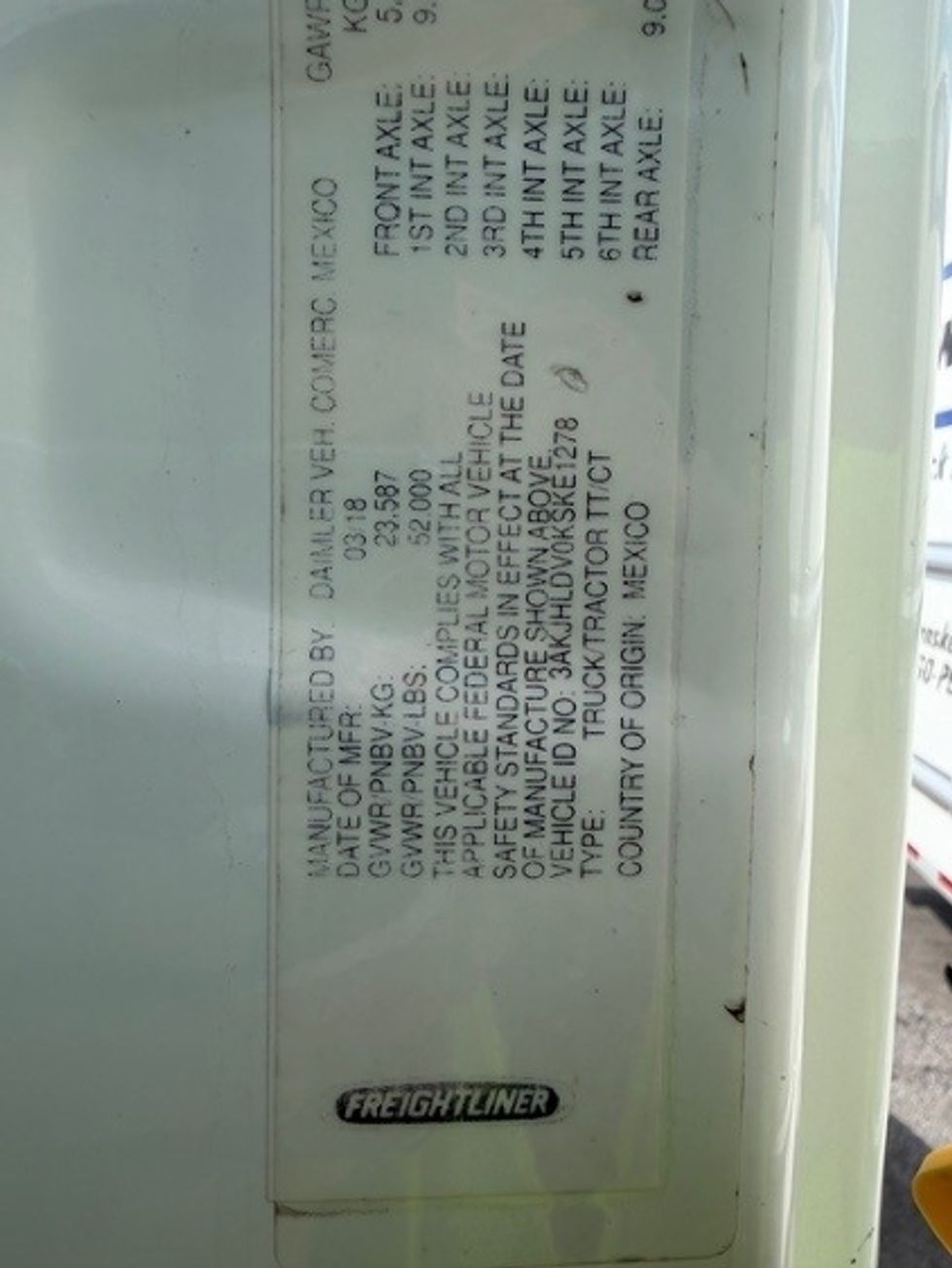 Day Cab Tractor-Heavy Duty Tractors-Freightliner-2019-T12664ST-Shreveport-LA-316,170\n\t\tmiles-$ 45,750 - Image 15