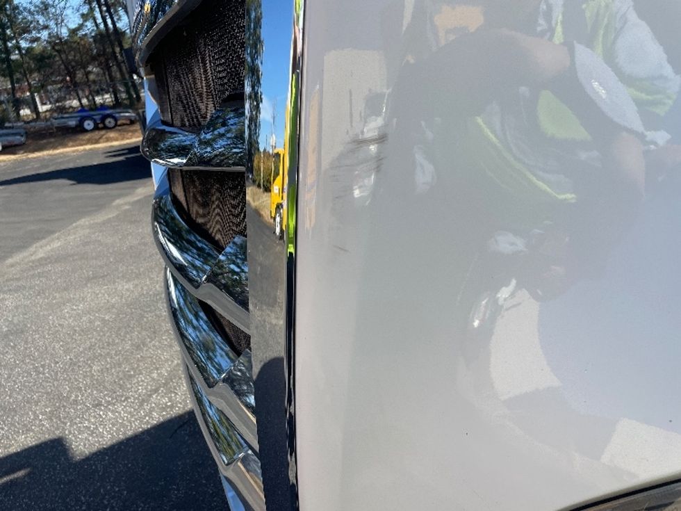 Day Cab Tractor-Heavy Duty Tractors-Freightliner-2019-T12664ST-Spartanburg-SC-352,116\n\t\tmiles-$ 55,500 - Image 17