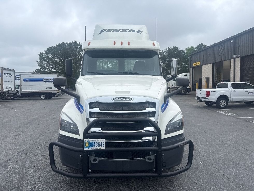 Day Cab Tractor-Heavy Duty Tractors-Freightliner-2019-T12664ST-Spartanburg-SC-555,996\n\t\tmiles-$ 36,500 - Image 2
