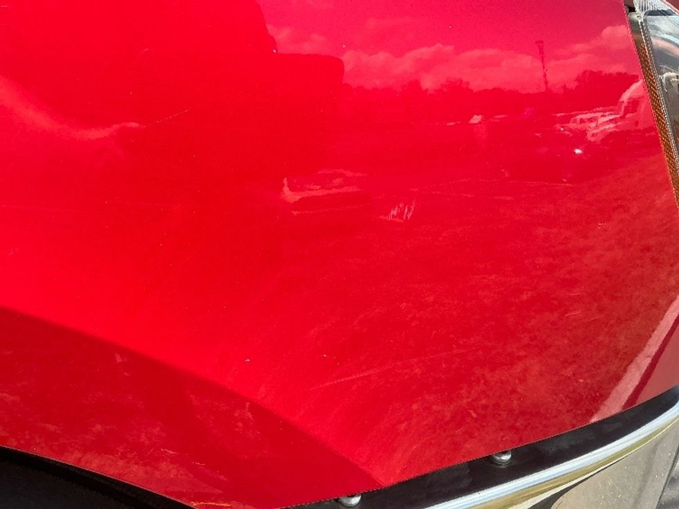 Day Cab Tractor-Heavy Duty Tractors-Freightliner-2019-T12664ST-Springfield-MA-433,500\n\t\tmiles-$ 40,000 - Image 19