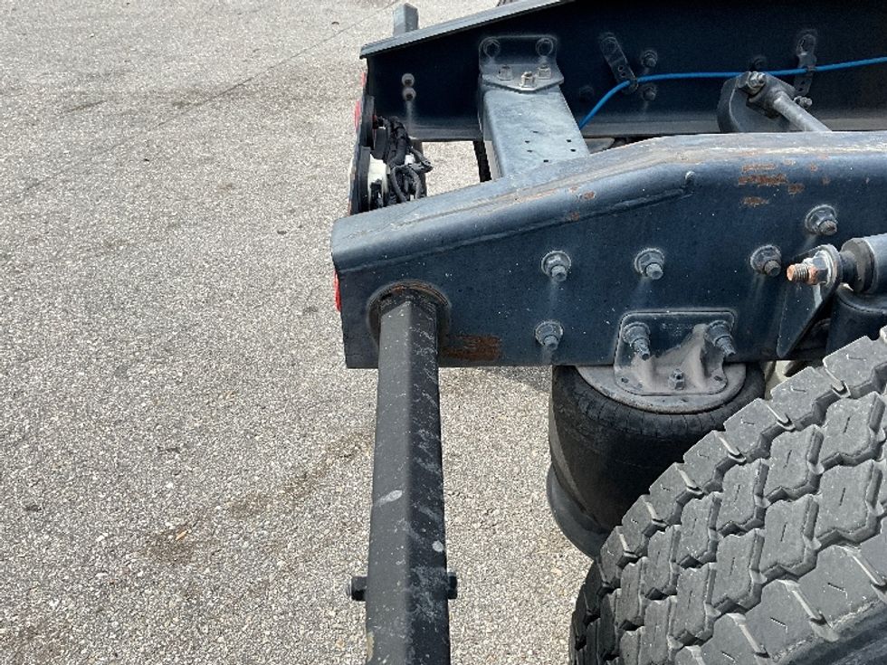 Day Cab Tractor-Heavy Duty Tractors-Freightliner-2019-T12664ST-Tampa-FL-435,743\n\t\tmiles-$ 42,500 - Image 20