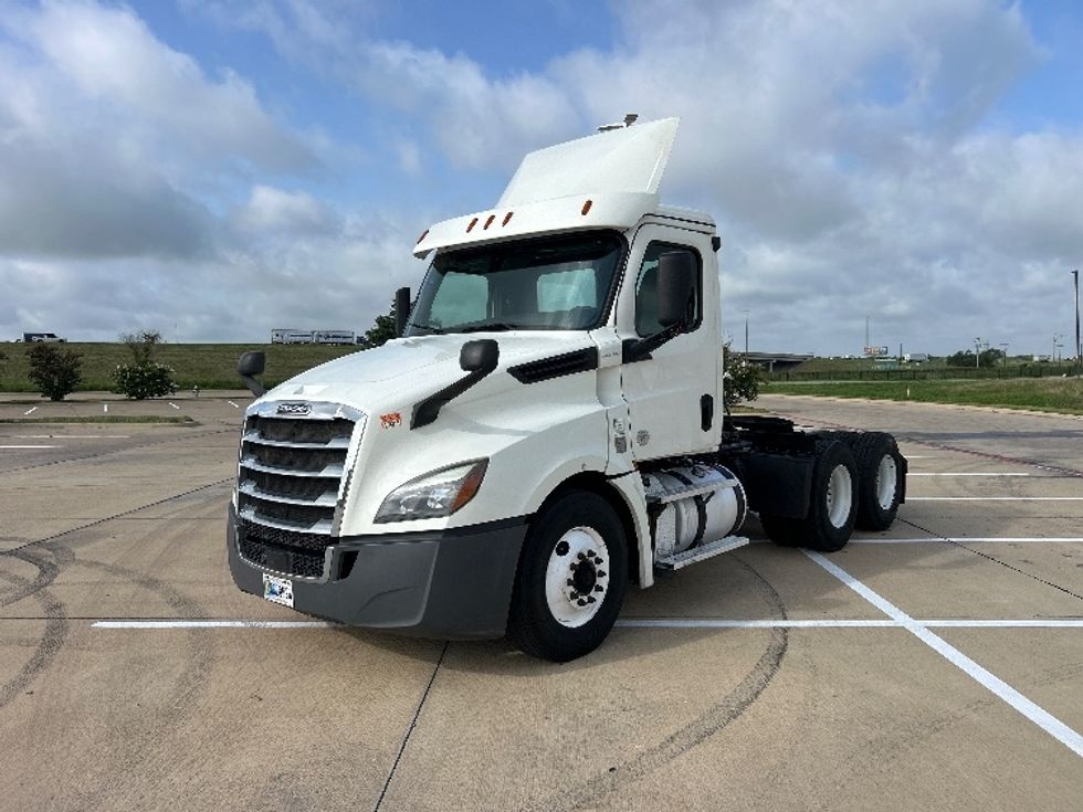 Day Cab Tractor-Heavy Duty Tractors-Freightliner-2019-T12664ST-Terrell-TX-659,770\n\t\tmiles-$ 29,000 - Image 3