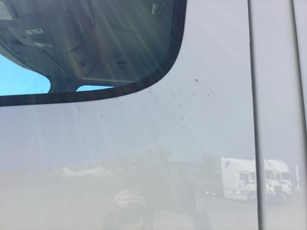 Day Cab Tractor-Heavy Duty Tractors-Freightliner-2019-T12664ST-Tifton-GA-365,972\n\t\tmiles-$ 50,000 - Image 19