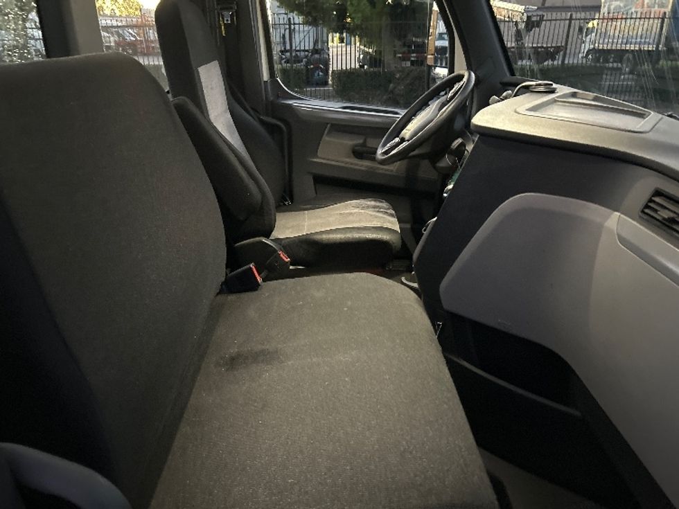 Day Cab Tractor-Heavy Duty Tractors-Freightliner-2019-T12664ST-Torrance-CA-229,869\n\t\tmiles-$ 54,750 - Image 14