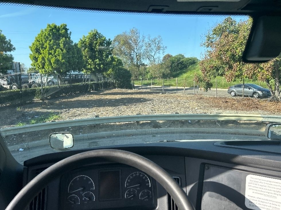 Day Cab Tractor-Heavy Duty Tractors-Freightliner-2019-T12664ST-Torrance-CA-300,153\n\t\tmiles-$ 50,000 - Image 11