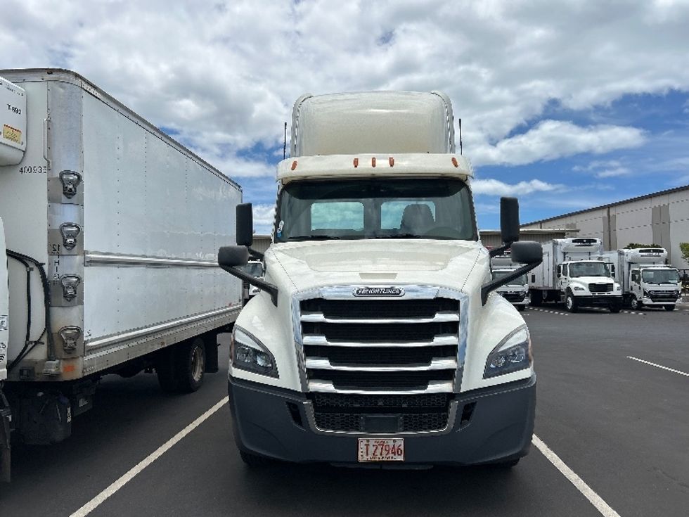 Day Cab Tractor-Heavy Duty Tractors-Freightliner-2019-T12664ST-Torrance-CA-308,127\n\t\tmiles-$ 41,750 - Image 2