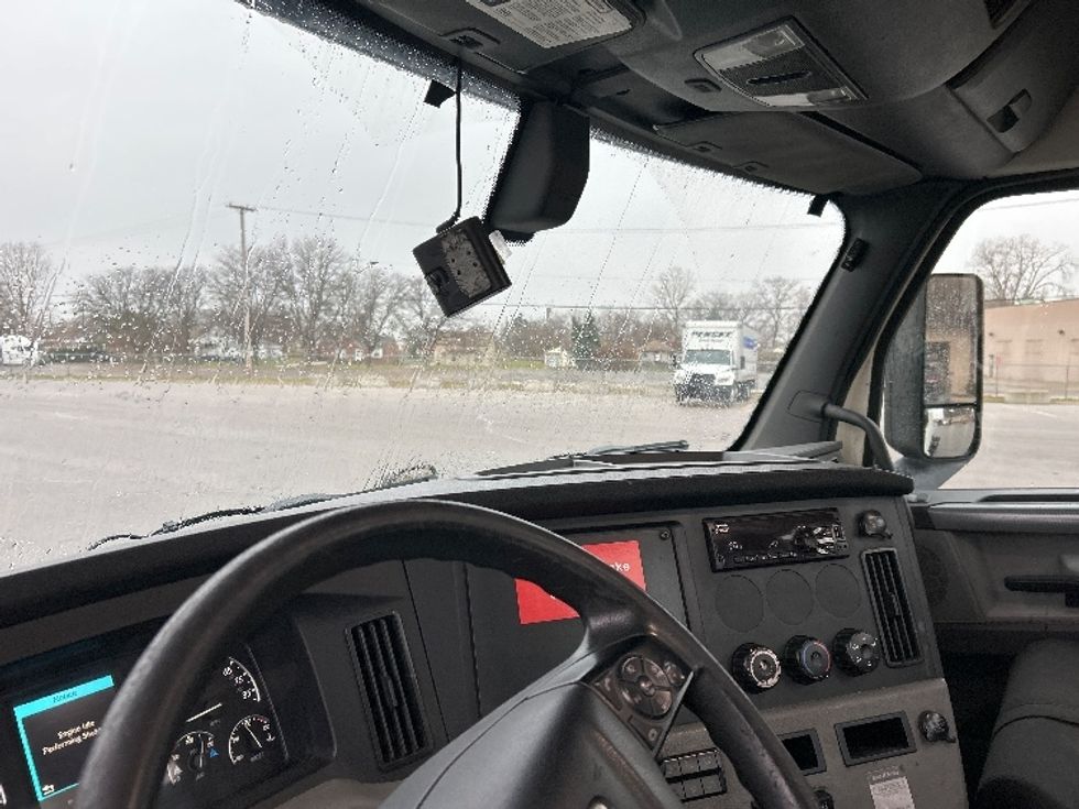 Day Cab Tractor-Heavy Duty Tractors-Freightliner-2019-T12664ST-Warren-MI-227,574\n\t\tmiles-$ 50,250 - Image 10