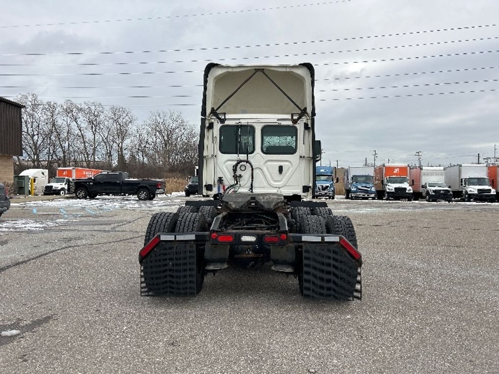 Day Cab Tractor-Heavy Duty Tractors-Freightliner-2019-T12664ST-Warren-MI-311,037\n\t\tmiles-$ 47,000 - Image 6