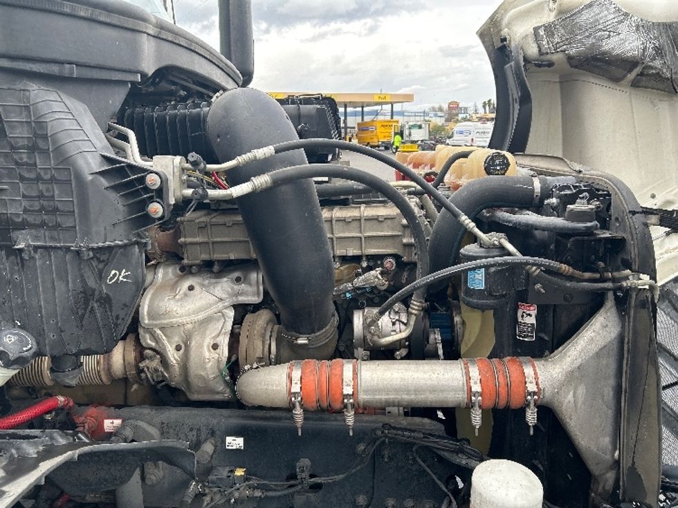 Day Cab Tractor-Heavy Duty Tractors-Freightliner-2019-T12664ST-West Sacramento-CA-544,260\n\t\tmiles-$ 36,500 - Image 15