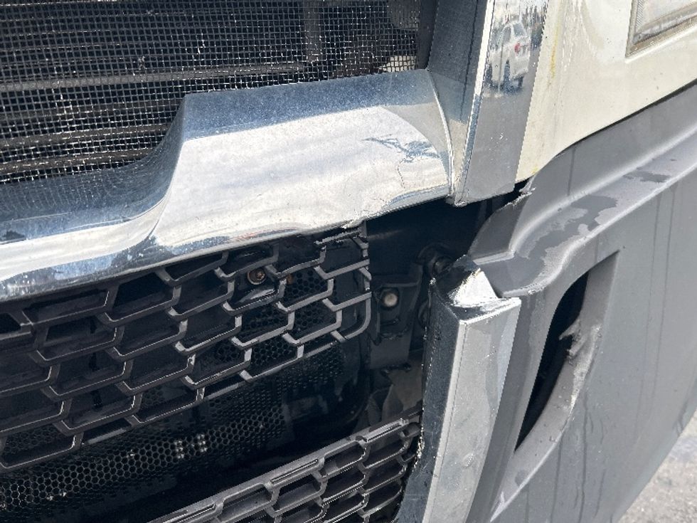 Day Cab Tractor-Heavy Duty Tractors-Freightliner-2019-T12664ST-West Sacramento-CA-544,260\n\t\tmiles-$ 36,500 - Image 20