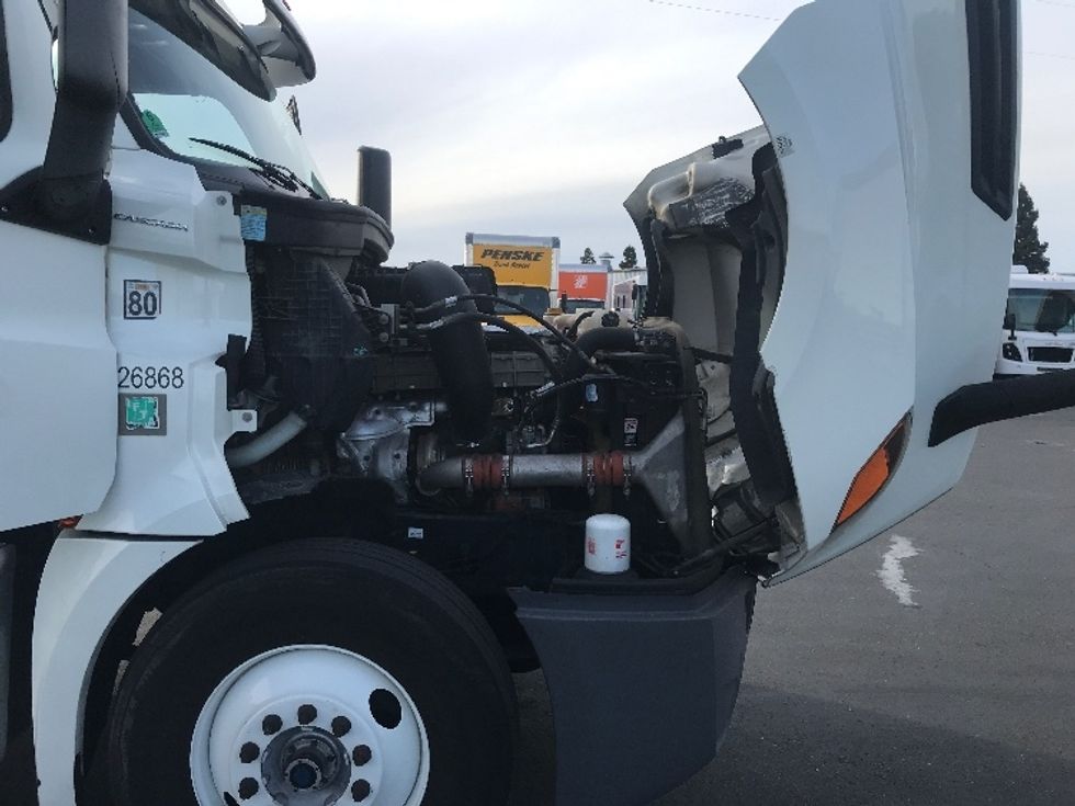 Day Cab Tractor-Heavy Duty Tractors-Freightliner-2019-T12664ST-West Sacramento-CA-564,081\n\t\tmiles-$ 35,000 - Image 15
