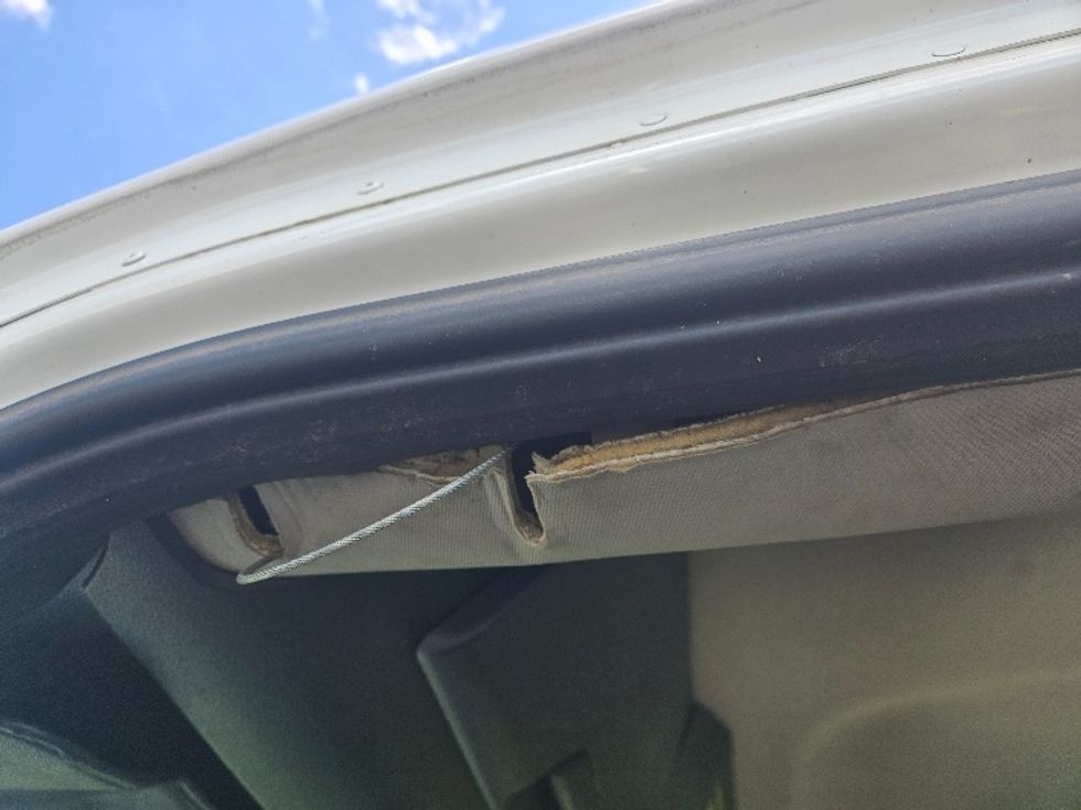 Day Cab Tractor-Heavy Duty Tractors-Freightliner-2019-T12664ST-White Deer-PA-723,689\n\t\tmiles-$ 26,750 - Image 17