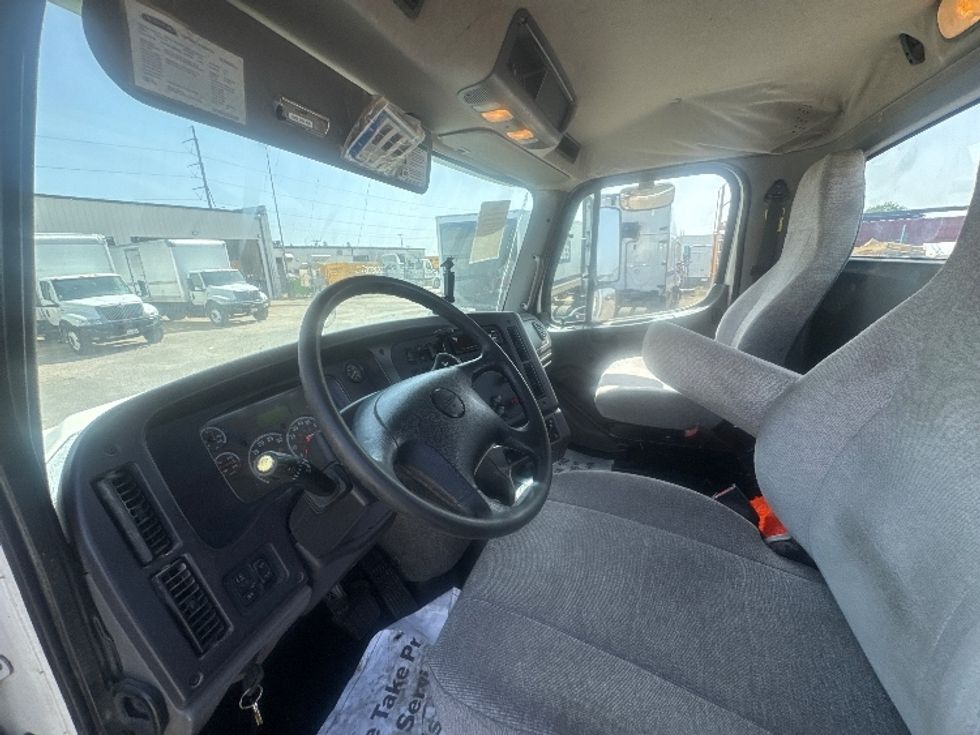 Day Cab Tractor-Heavy Duty Tractors-Freightliner-2020-114SD-Dallas-TX-243,705\n\t\tmiles-$ 60,000 - Image 10