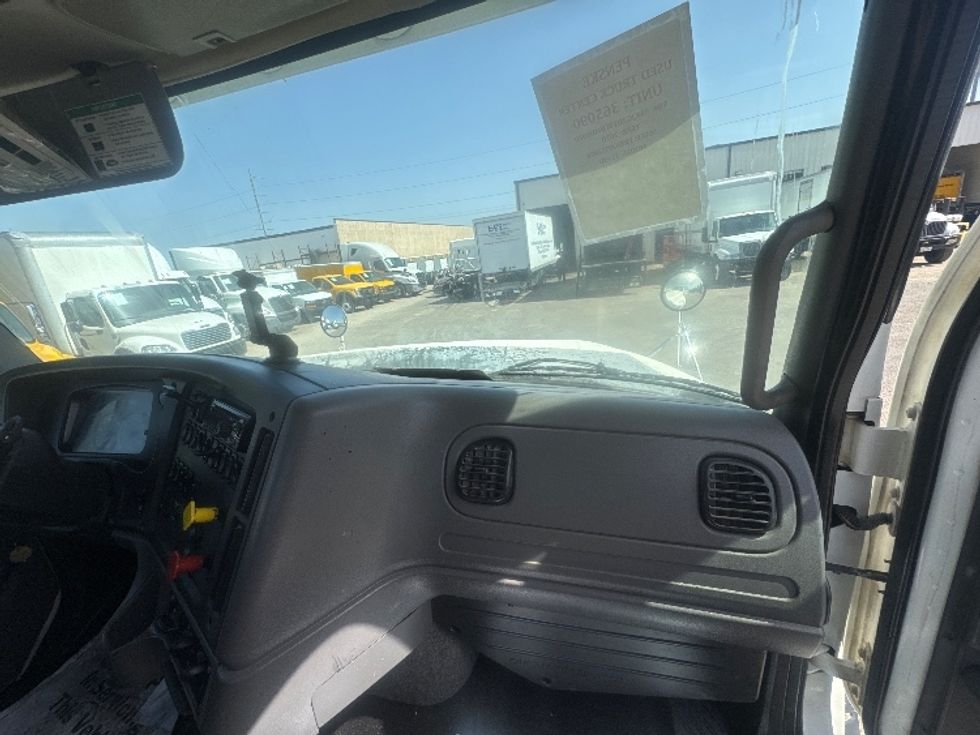 Day Cab Tractor-Heavy Duty Tractors-Freightliner-2020-114SD-Dallas-TX-243,705\n\t\tmiles-$ 60,000 - Image 13