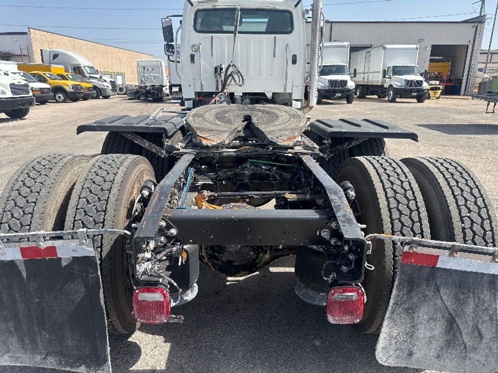 Day Cab Tractor-Heavy Duty Tractors-Freightliner-2020-114SD-Dallas-TX-243,705\n\t\tmiles-$ 60,000 - Image 6