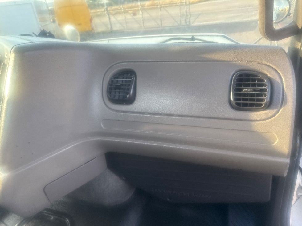 Day Cab Tractor-Heavy Duty Tractors-Freightliner-2020-114SD-Dallas-TX-250,800\n\t\tmiles-$ 62,250 - Image 13
