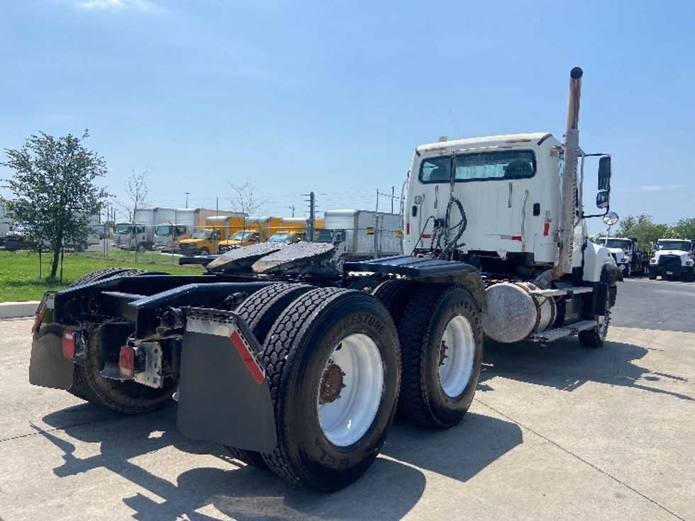 Day Cab Tractor-Heavy Duty Tractors-Freightliner-2020-114SD-San Antonio-TX-273,613\n\t\tmiles-$ 55,500 - Image 7