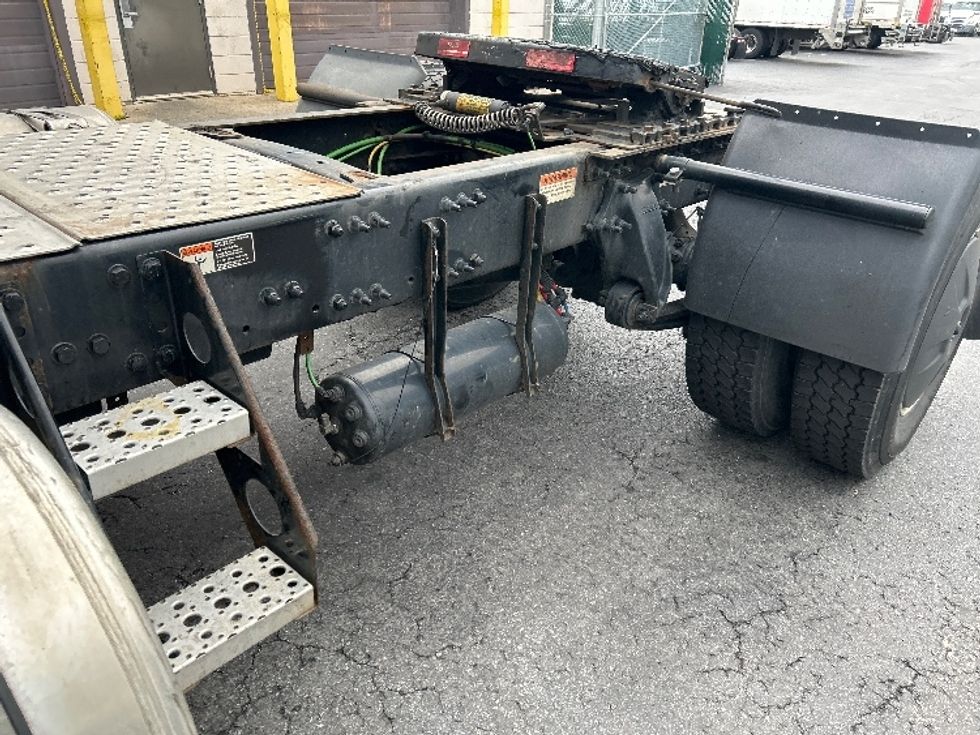 Day Cab Tractor-Heavy Duty Tractors-Freightliner-2020-Cascadia 11342ST-Allentown-PA-318,944\n\t\tmiles-$ 36,250 - Image 17