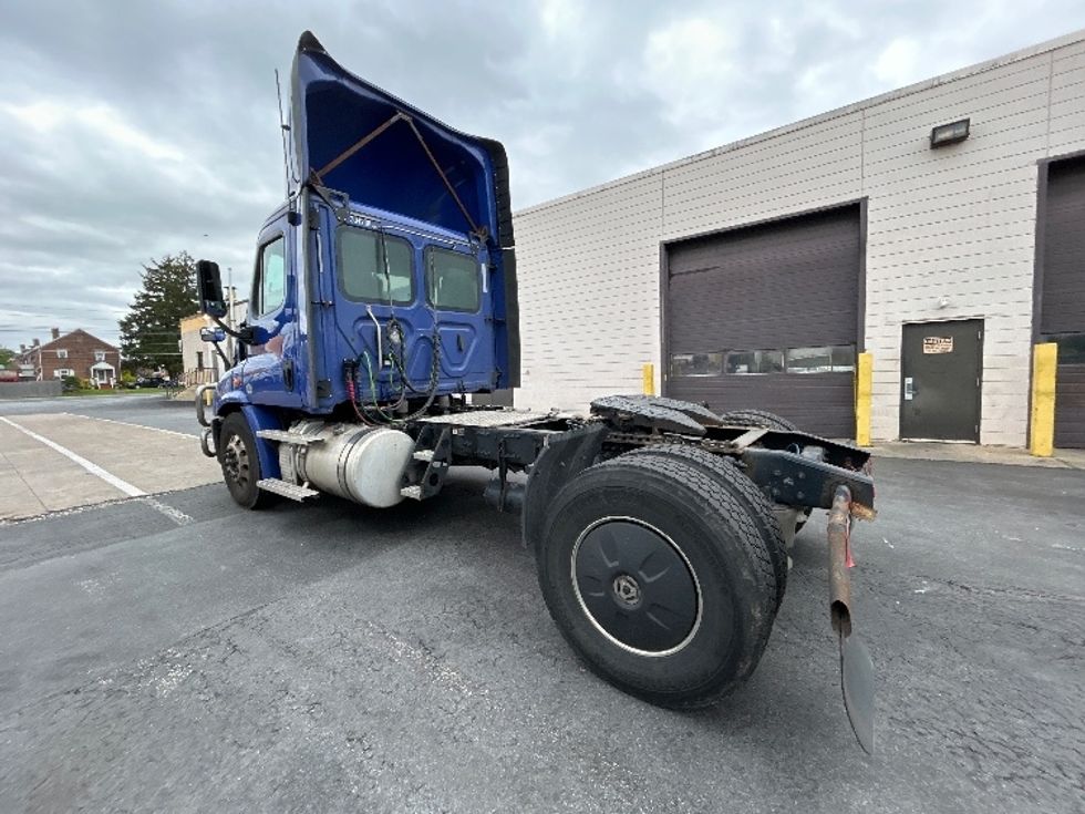 Day Cab Tractor-Heavy Duty Tractors-Freightliner-2020-Cascadia 11342ST-Allentown-PA-318,944\n\t\tmiles-$ 36,250 - Image 5