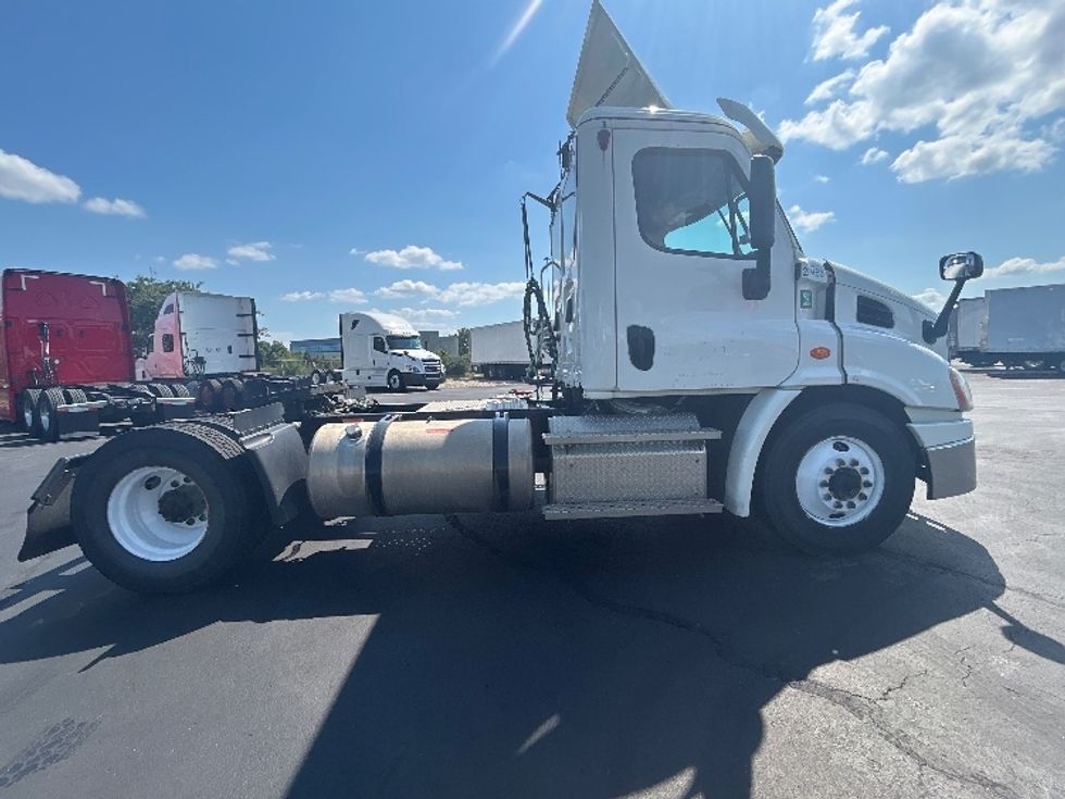 Day Cab Tractor-Heavy Duty Tractors-Freightliner-2020-Cascadia 11342ST-Columbus-OH-222,875\n\t\tmiles-$ 42,000 - Image 8