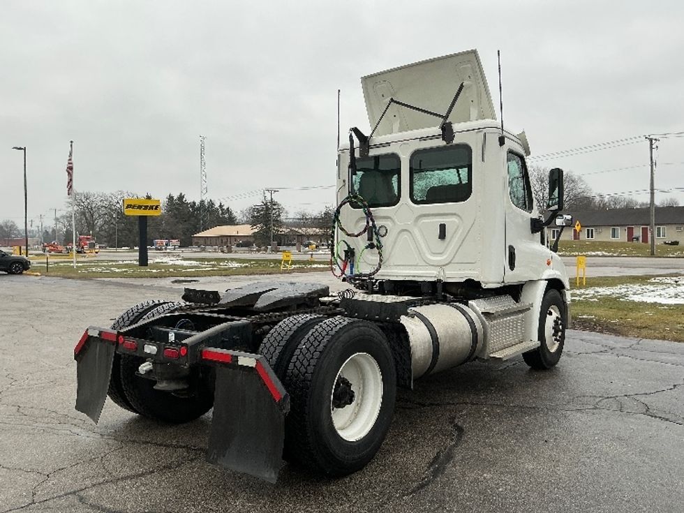 Day Cab Tractor-Heavy Duty Tractors-Freightliner-2020-Cascadia 11342ST-Elkhart-IN-286,277\n\t\tmiles-$ 34,250 - Image 7