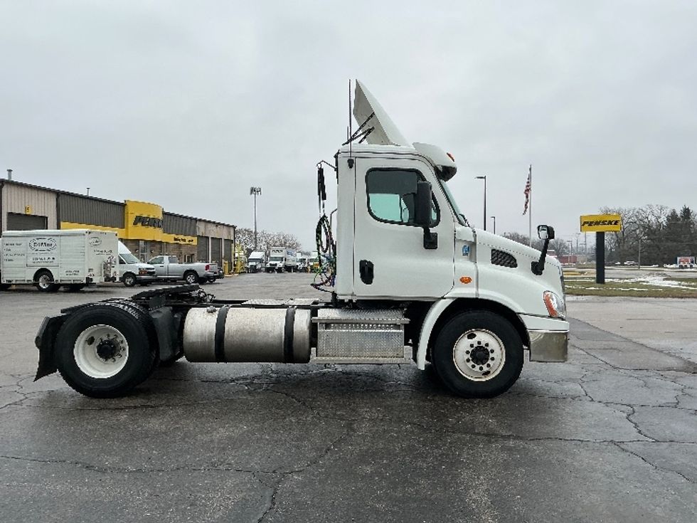 Day Cab Tractor-Heavy Duty Tractors-Freightliner-2020-Cascadia 11342ST-Elkhart-IN-286,277\n\t\tmiles-$ 34,250 - Image 8