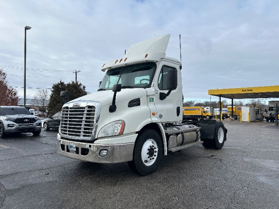 Day Cab Tractor-Heavy Duty Tractors-Freightliner-2020-Cascadia 11342ST-Elkhart-IN-295,696\n\t\tmiles-$ 34,000 - Image 3