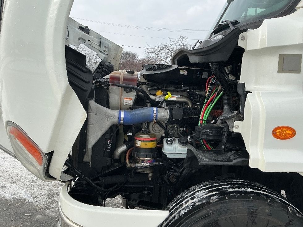 Day Cab Tractor-Heavy Duty Tractors-Freightliner-2020-Cascadia 11342ST-Elkhart-IN-394,342\n\t\tmiles-$ 29,250 - Image 16