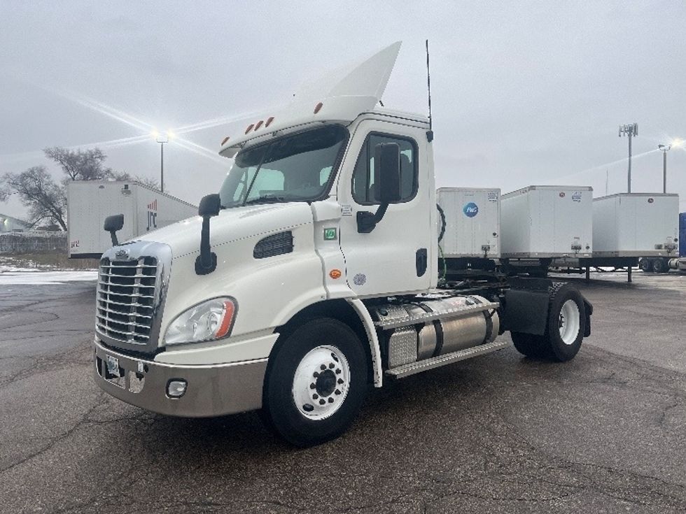 Day Cab Tractor-Heavy Duty Tractors-Freightliner-2020-Cascadia 11342ST-Elkhart-IN-435,182\n\t\tmiles-$ 27,250 - Image 3