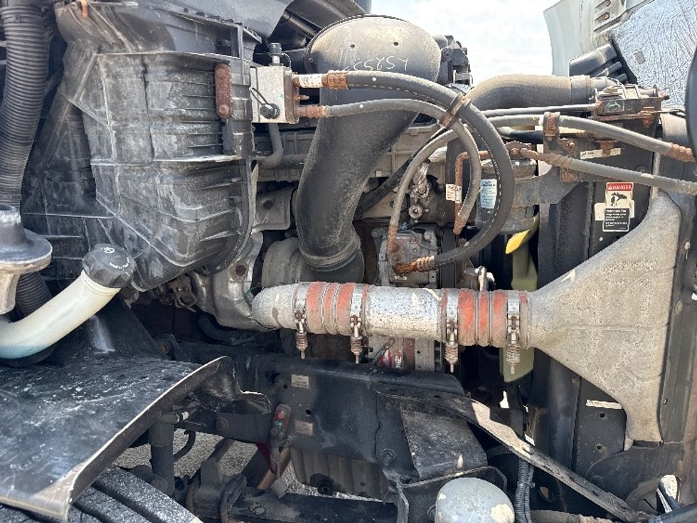 Day Cab Tractor-Heavy Duty Tractors-Freightliner-2020-Cascadia 11342ST-Findlay-OH-422,161\n\t\tmiles-$ 31,500 - Image 15