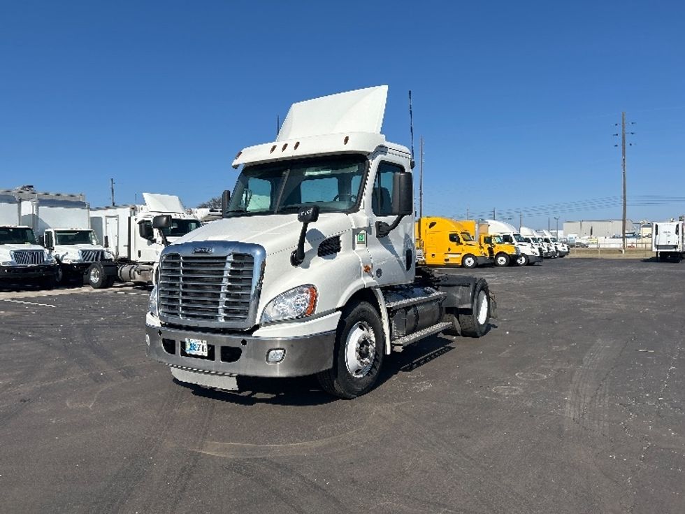 Day Cab Tractor-Heavy Duty Tractors-Freightliner-2020-Cascadia 11342ST-Indianapolis-IN-196,570\n\t\tmiles-$ 37,500 - Image 3