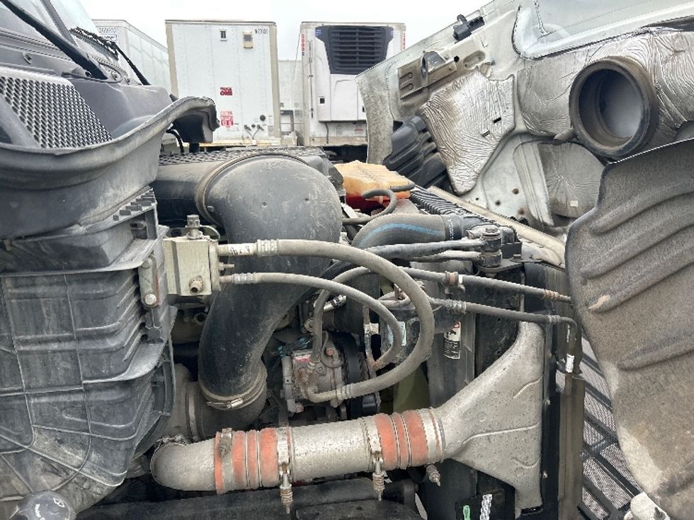 Day Cab Tractor-Heavy Duty Tractors-Freightliner-2020-Cascadia 11342ST-Indianapolis-IN-286,886\n\t\tmiles-$ 33,250 - Image 15