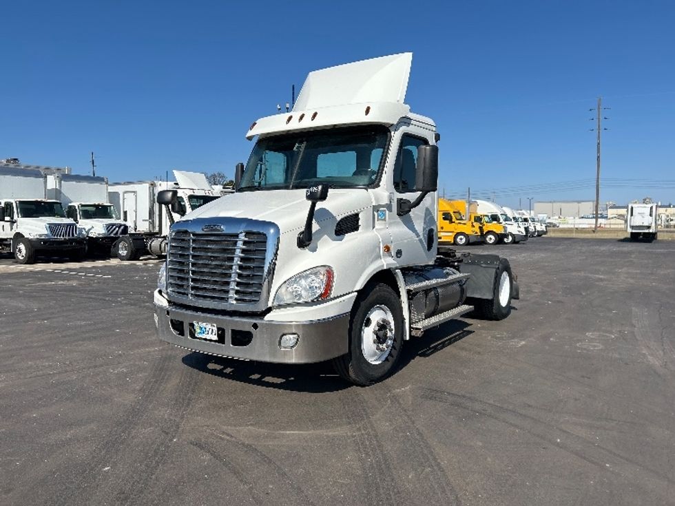 Day Cab Tractor-Heavy Duty Tractors-Freightliner-2020-Cascadia 11342ST-Indianapolis-IN-348,816\n\t\tmiles-$ 30,250 - Image 3