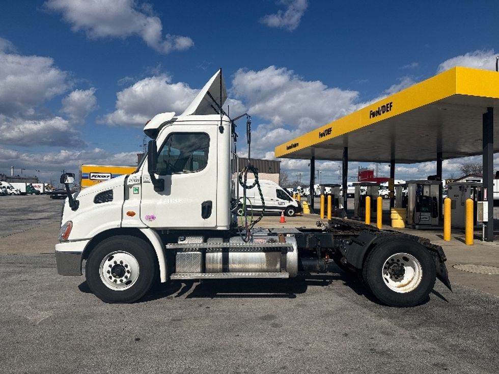 Day Cab Tractor-Heavy Duty Tractors-Freightliner-2020-Cascadia 11342ST-La Porte-IN-235,958\n\t\tmiles-$ 35,750 - Image 4