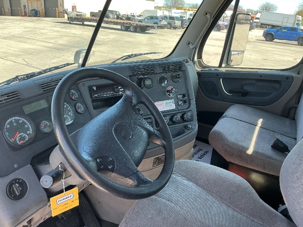 Day Cab Tractor-Heavy Duty Tractors-Freightliner-2020-Cascadia 11342ST-La Porte-IN-249,667\n\t\tmiles-$ 37,750 - Image 10