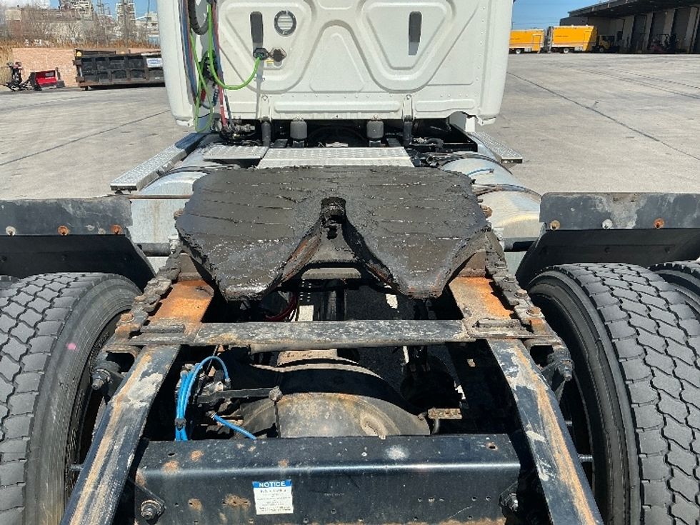 Day Cab Tractor-Heavy Duty Tractors-Freightliner-2020-Cascadia 11342ST-La Porte-IN-249,667\n\t\tmiles-$ 37,750 - Image 6