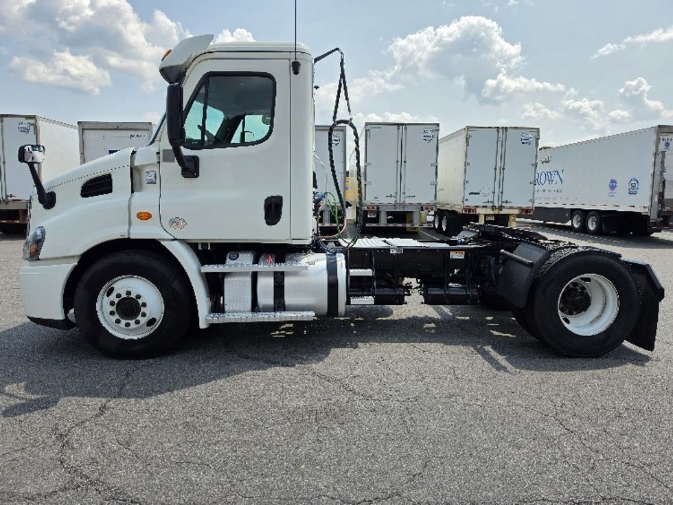 Day Cab Tractor-Heavy Duty Tractors-Freightliner-2020-Cascadia 11342ST-Little Rock-AR-348,412\n\t\tmiles-$ 32,000 - Image 4