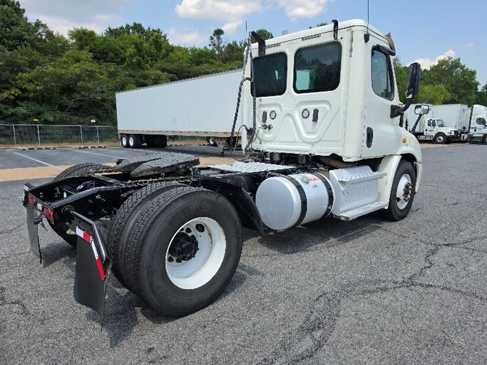 Day Cab Tractor-Heavy Duty Tractors-Freightliner-2020-Cascadia 11342ST-Little Rock-AR-348,412\n\t\tmiles-$ 32,000 - Image 7