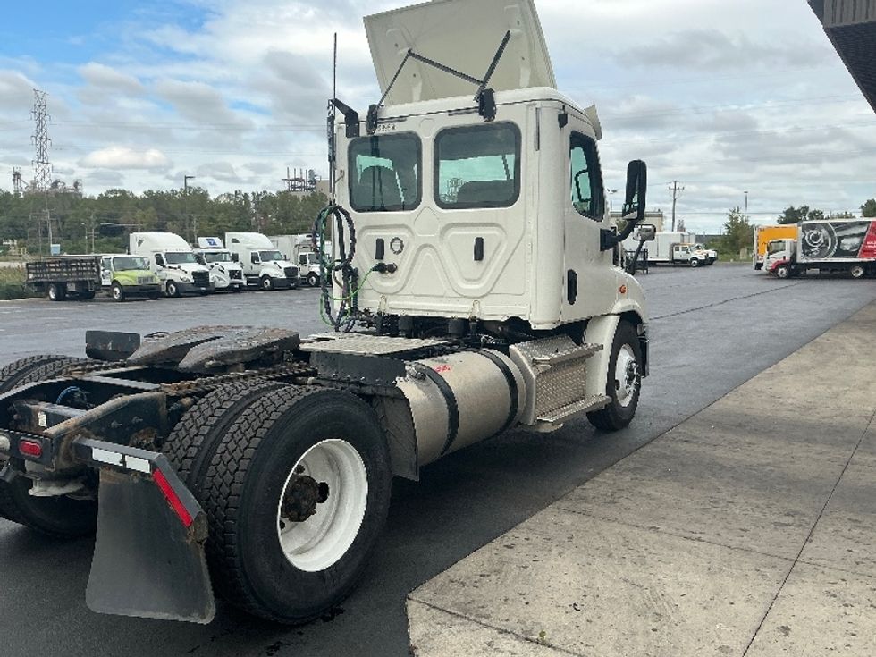Day Cab Tractor-Heavy Duty Tractors-Freightliner-2020-Cascadia 11342ST-Melrose Park-IL-238,725\n\t\tmiles-$ 39,000 - Image 7