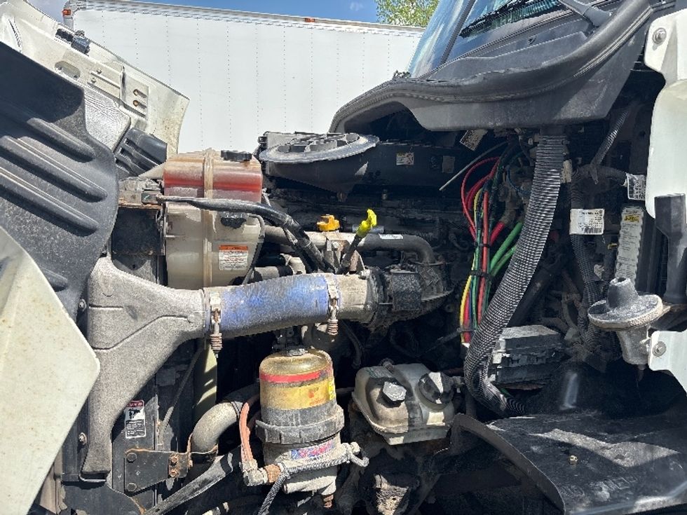 Day Cab Tractor-Heavy Duty Tractors-Freightliner-2020-Cascadia 11342ST-Middlefield-OH-370,387\n\t\tmiles-$ 28,500 - Image 16