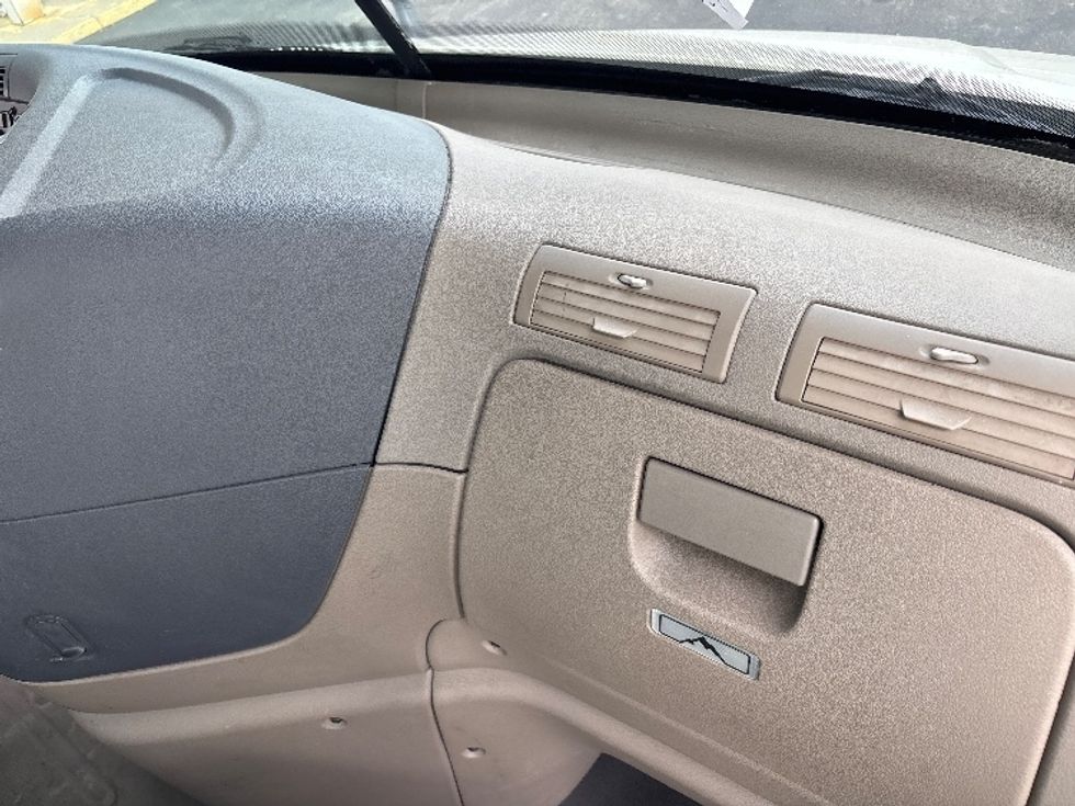 Day Cab Tractor-Heavy Duty Tractors-Freightliner-2020-Cascadia 11342ST-Middlefield-OH-400,860\n\t\tmiles-$ 28,750 - Image 13