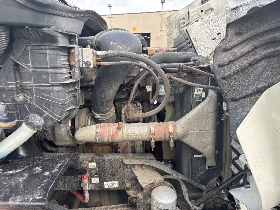 Day Cab Tractor-Heavy Duty Tractors-Freightliner-2020-Cascadia 11342ST-Middlefield-OH-400,860\n\t\tmiles-$ 28,750 - Image 15