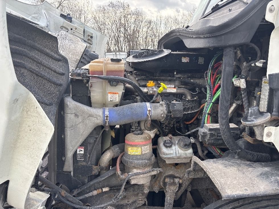 Day Cab Tractor-Heavy Duty Tractors-Freightliner-2020-Cascadia 11342ST-Middlefield-OH-400,860\n\t\tmiles-$ 28,750 - Image 16