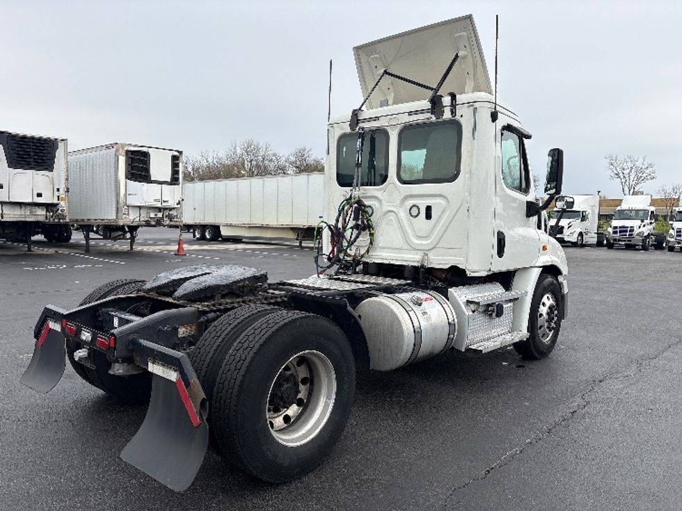 Day Cab Tractor-Heavy Duty Tractors-Freightliner-2020-Cascadia 11342ST-Swedesboro-NJ-477,351\n\t\tmiles-$ 28,750 - Image 7