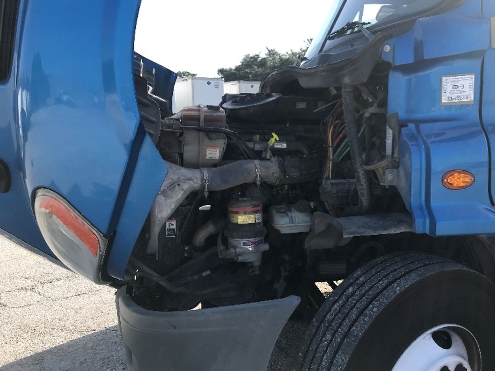 Day Cab Tractor-Heavy Duty Tractors-Freightliner-2020-Cascadia 11342ST-Tampa-FL-185,611\n\t\tmiles-$ 48,250 - Image 16