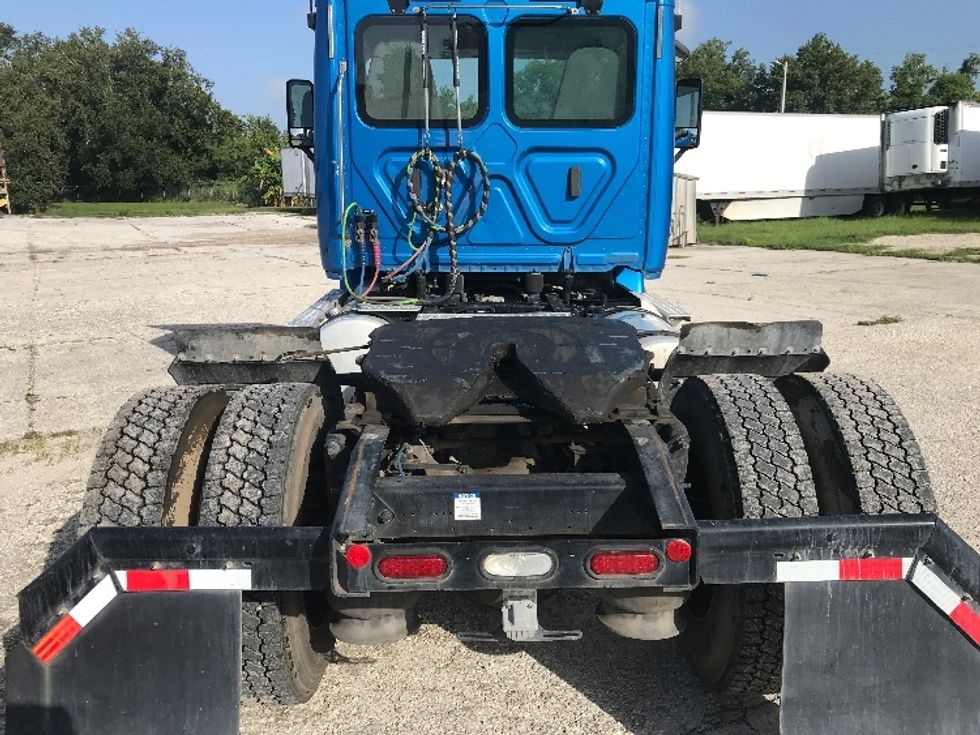 Day Cab Tractor-Heavy Duty Tractors-Freightliner-2020-Cascadia 11342ST-Tampa-FL-185,611\n\t\tmiles-$ 48,250 - Image 6